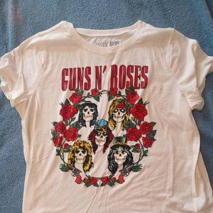 Torrid Size 2 Guns and Roses tshirt